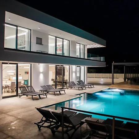 Luxury Moonshine Villa Kaštela